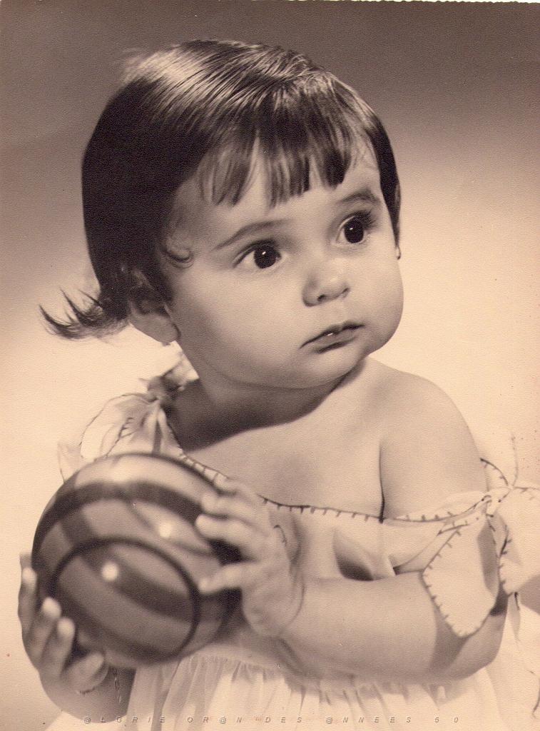 GHISLAINE  petite fille.jpg